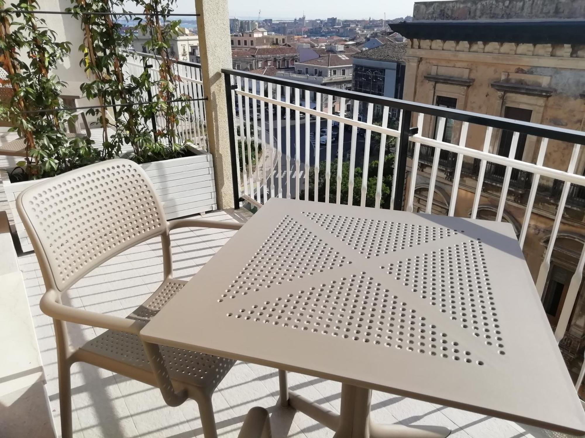 B&B Oblo Katanya Dış mekan fotoğraf